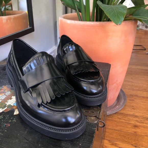 Brand new ‘Alex W’ Vagabond loafers - Picture 1 of 2